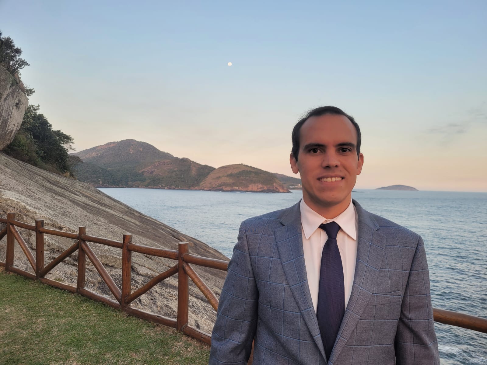 Dr. Eduardo Coutinho